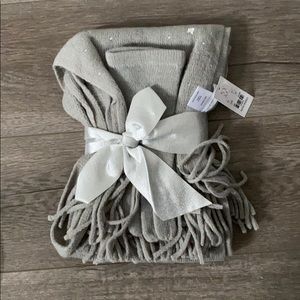 New York and Company Scarf and Glove Set - Grey